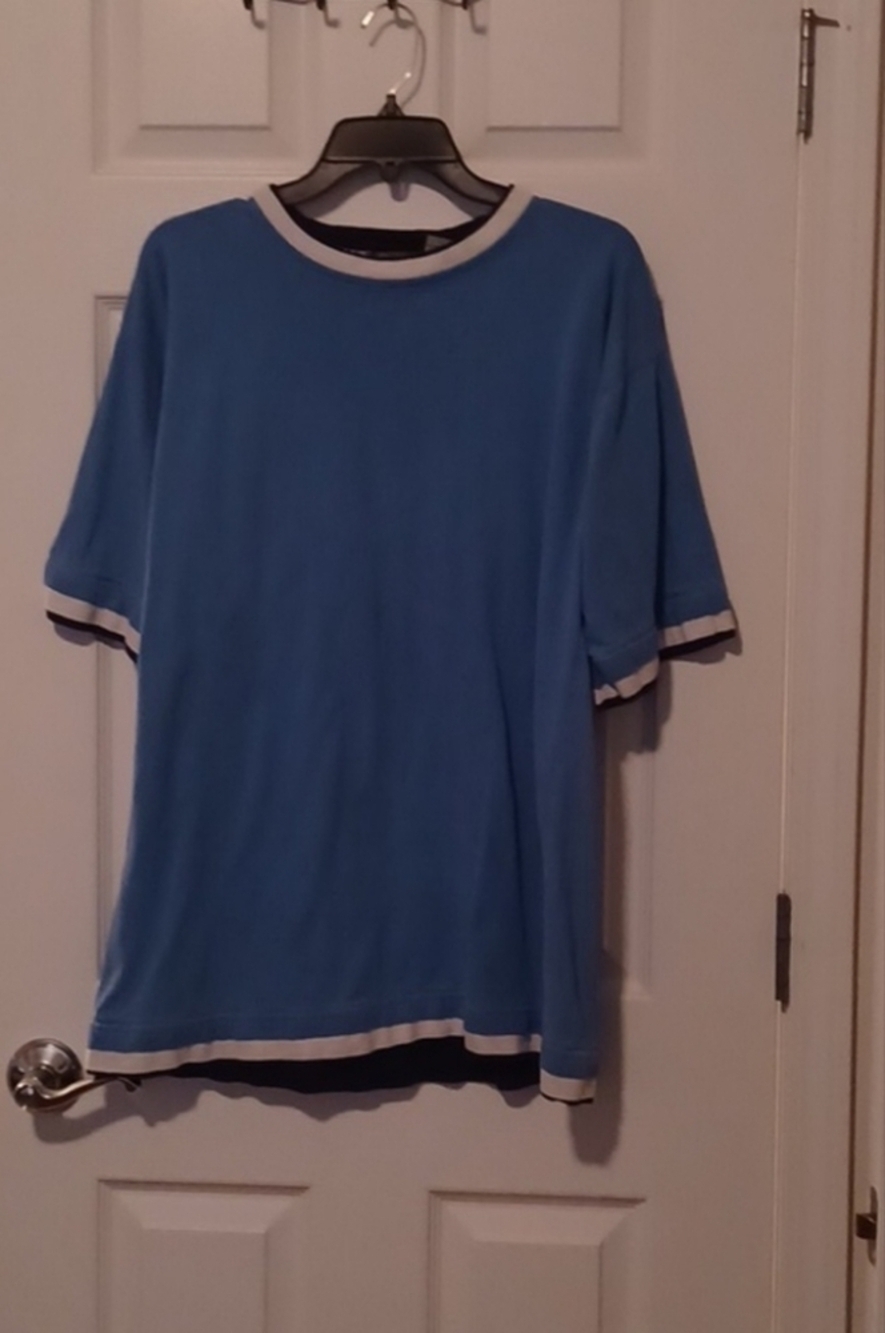 -- 212NYC Blue and White Top Men's Size Large Cotton - Picture 9 of 9